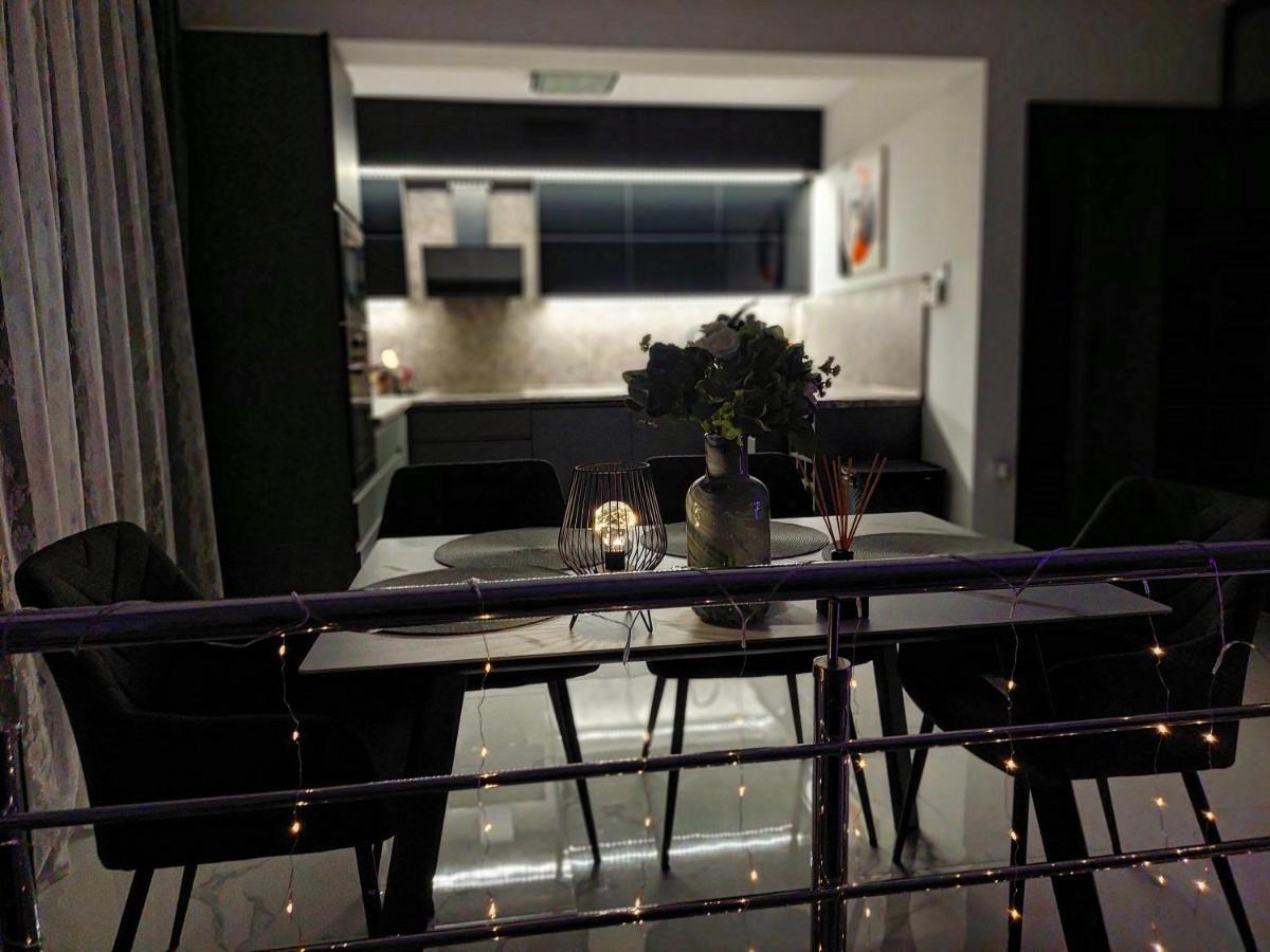 Fuege Villa Luxury & Wellness บาลาตอนฟือเรด ภายนอก รูปภาพ