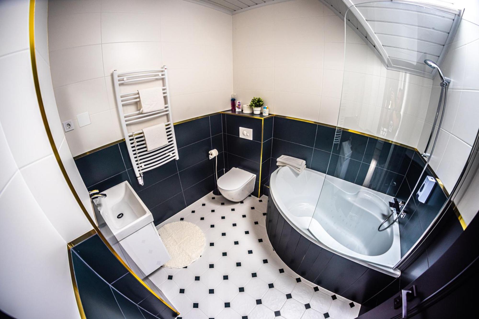Fuege Villa Luxury & Wellness บาลาตอนฟือเรด ห้อง รูปภาพ